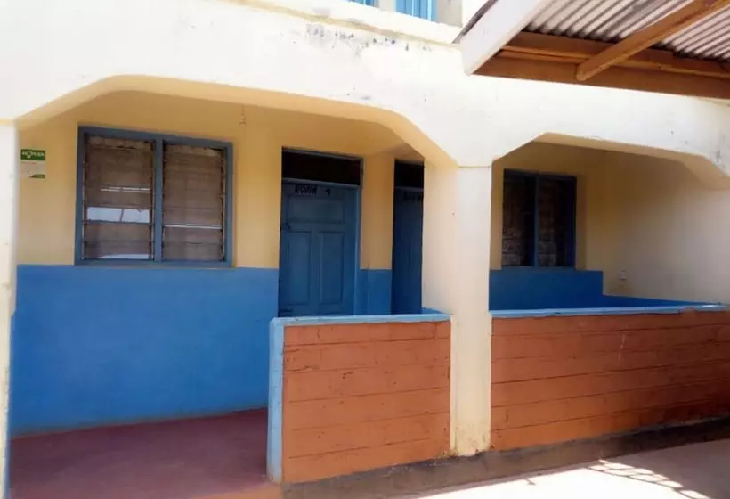 پانسیون The Place Bar And Restaurant