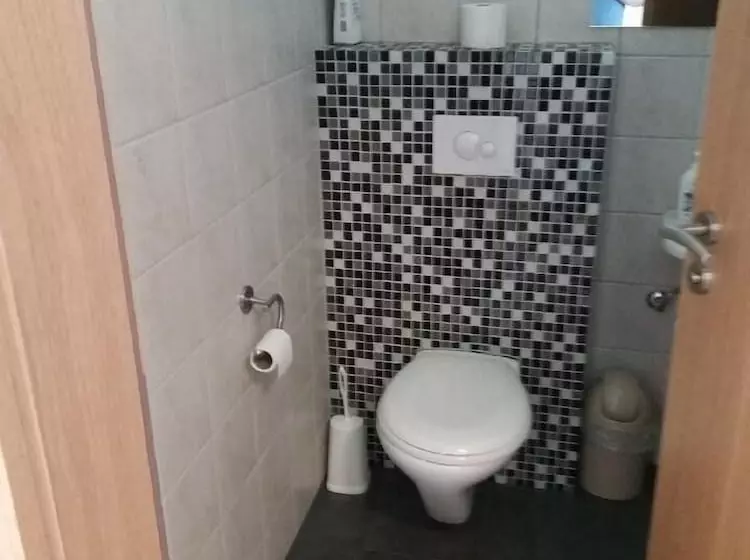 پانسیون Thistle Guesthouse