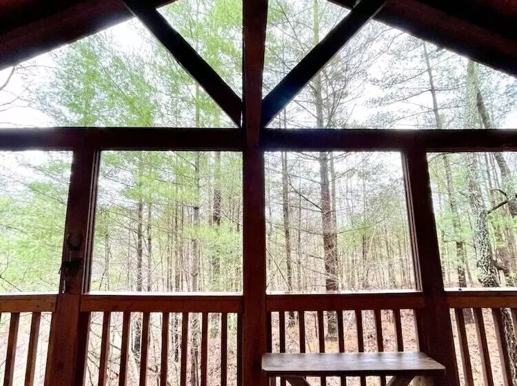 Private And Perfect!   Hot Tub, King Bed, Fireplace   Dog And Motorcycle Friendly Studio Cabin By Re