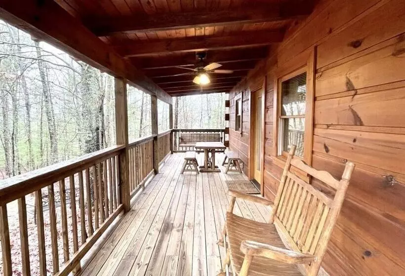 Romantic, Pet Friendly Cabin With Private Hot Tub, Washer/dryer And Full Kitchen Studio Cabin By Red