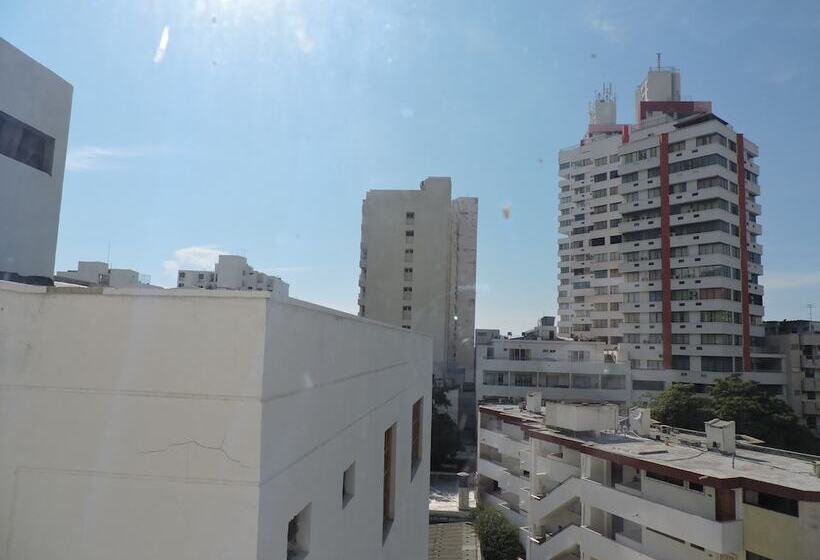 Apartahotel El Dorado