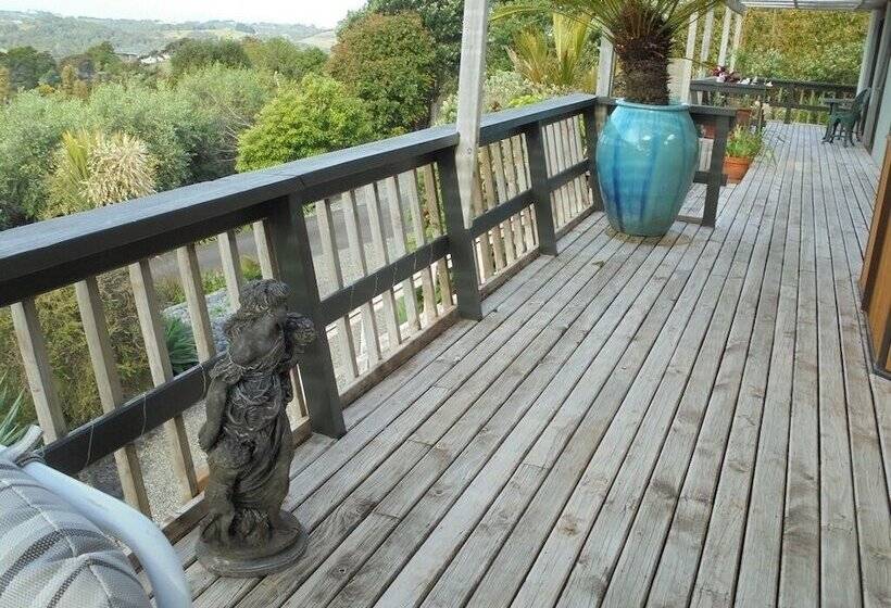 ベッドアンドブレックファースト Sandspit Lodge