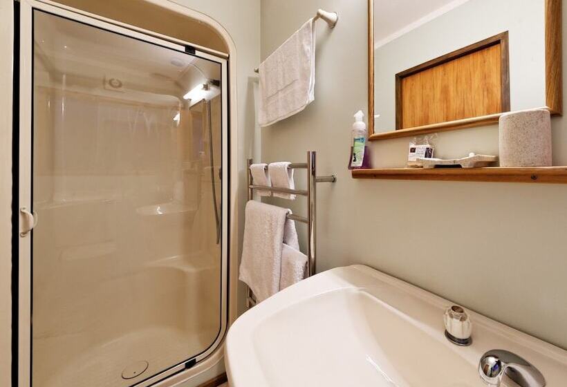 ベッドアンドブレックファースト Sandspit Lodge