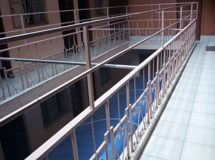 هتل Gmt Guest House