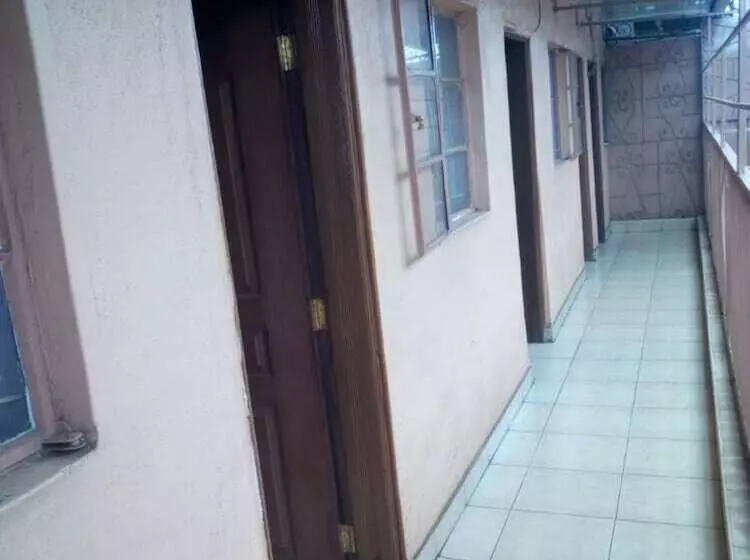 هتل Gmt Guest House