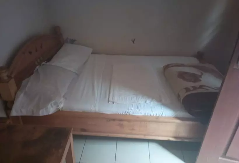 هتل Gmt Guest House