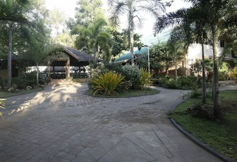 ホテル Labros Adventure Camp And Waterfront