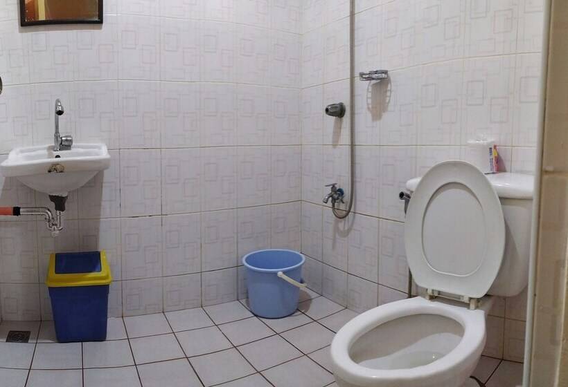 בית מלון כפרי Labros Adventure Camp And Waterfront