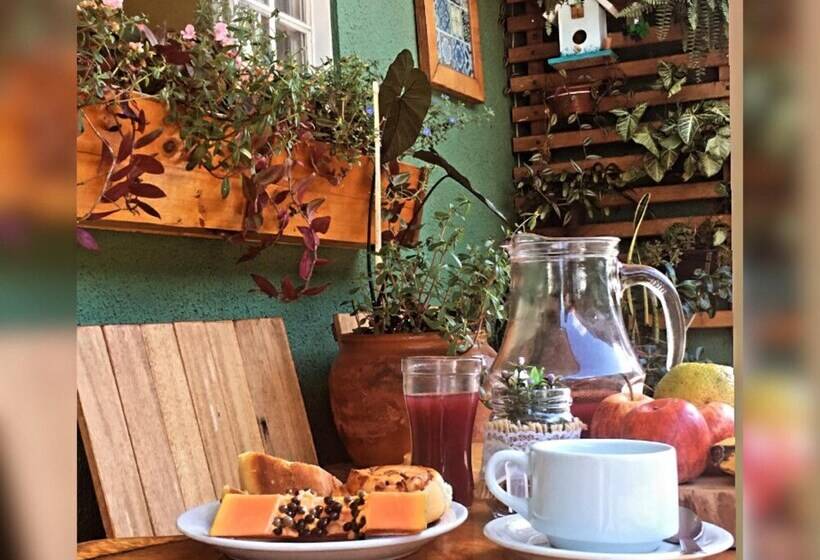 ホテル Queiroz Palace