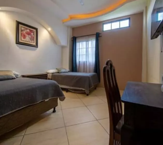 هتل Rancho Grande