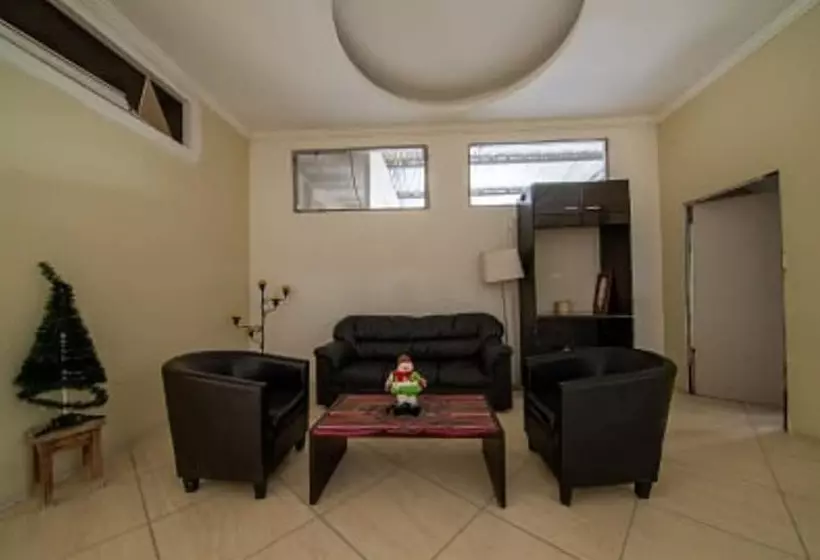 هتل Rancho Grande