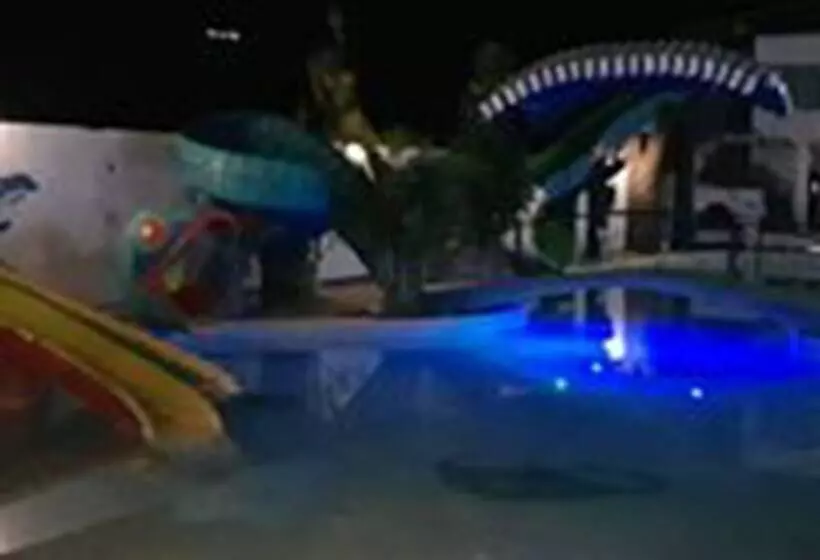 هتل Rancho Grande