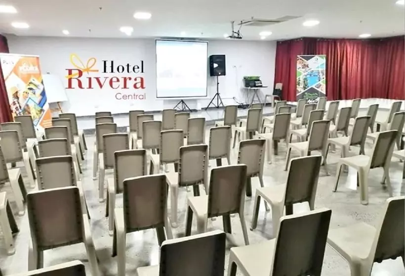 ホテル Rivera Central