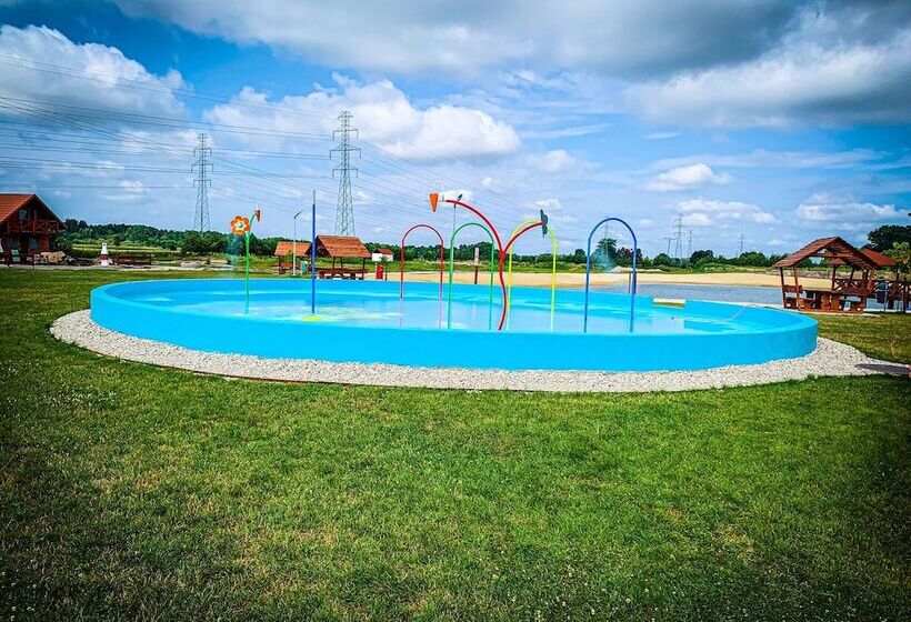 בית מלון כפרי & Spa Antyczny Dwór