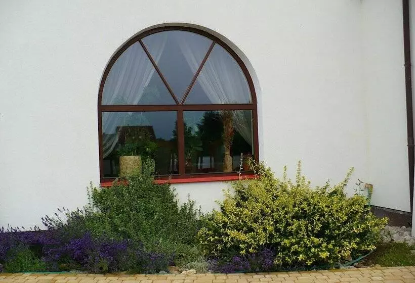 Hotelli Zajazd Marta