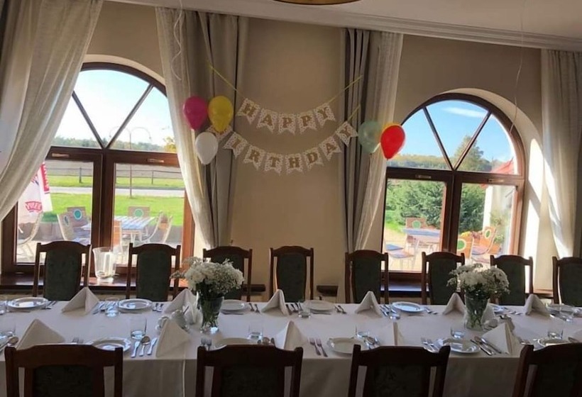 Отель Zajazd Marta