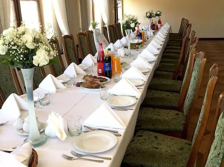 Hotelli Zajazd Marta