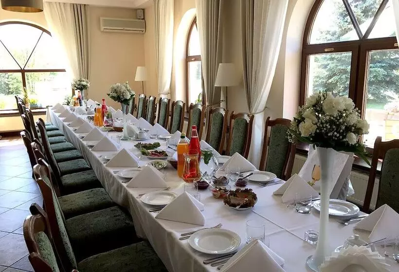 Hotelli Zajazd Marta