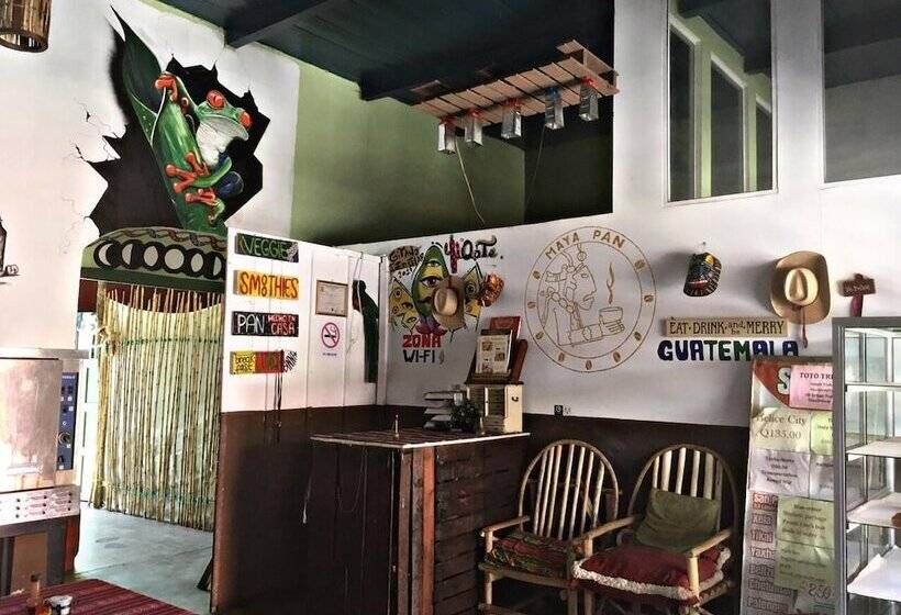 Maya Pan Hostal Hostel