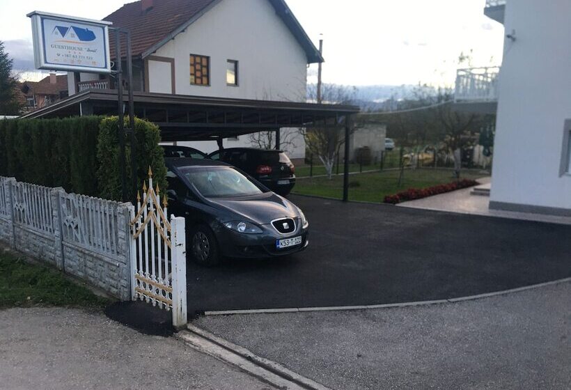 پانسیون Apartmani Denis