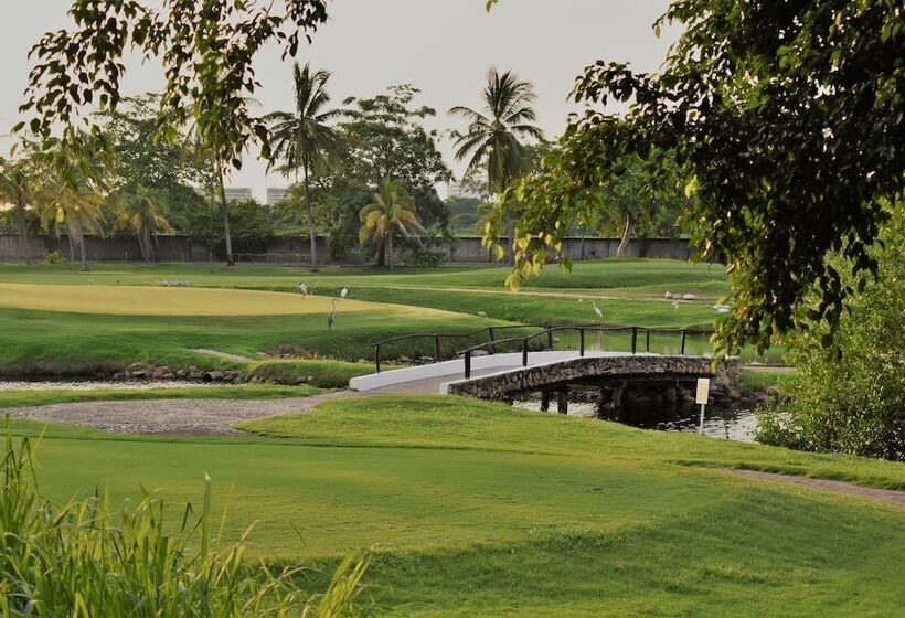 بنسيون Casa La Columna