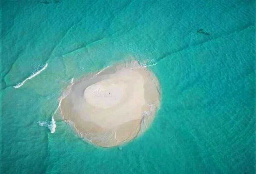 پانسیون Explore Island Inn