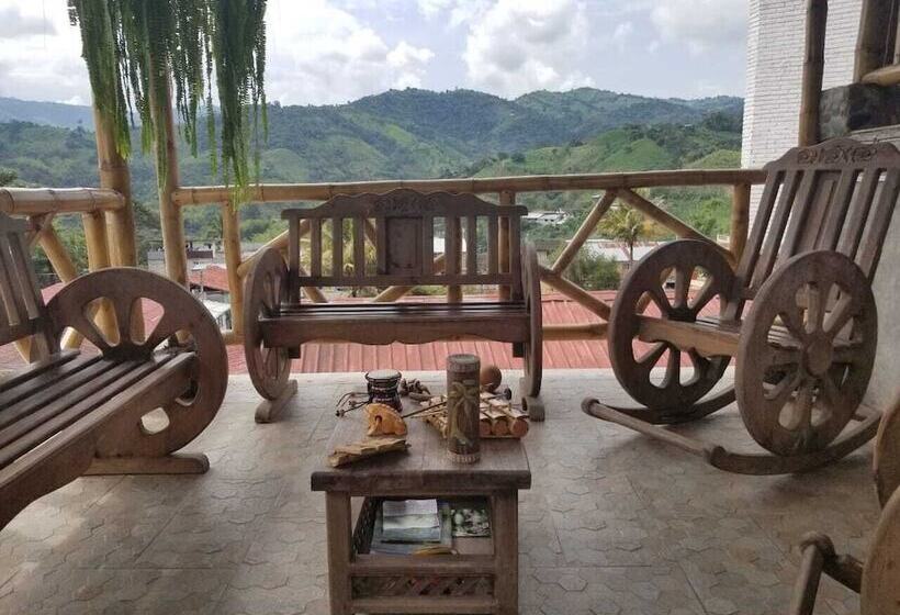 פנסיון La Cañita De Pacto