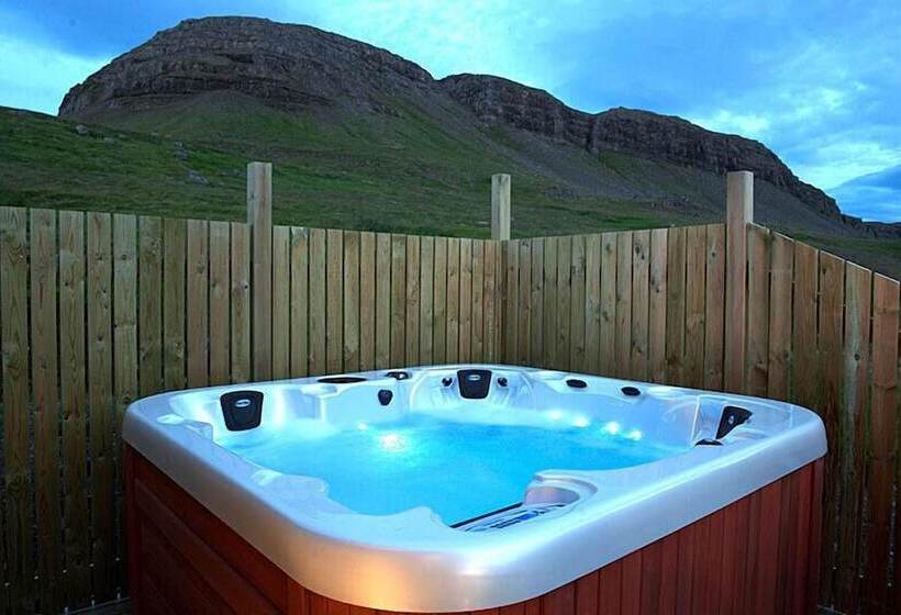 بنسيون Thurranes Guesthouses