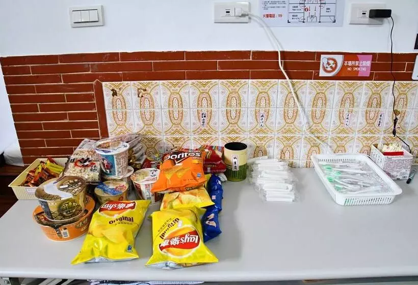 پانسیون Tumbler Travel