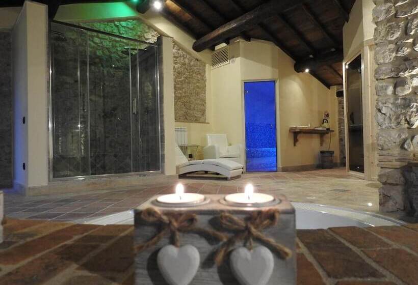 مبيت وإفطار Locanda Il Falco Nero