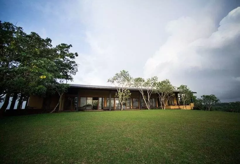تختخواب و صبحانه Mirissa Hills Resort