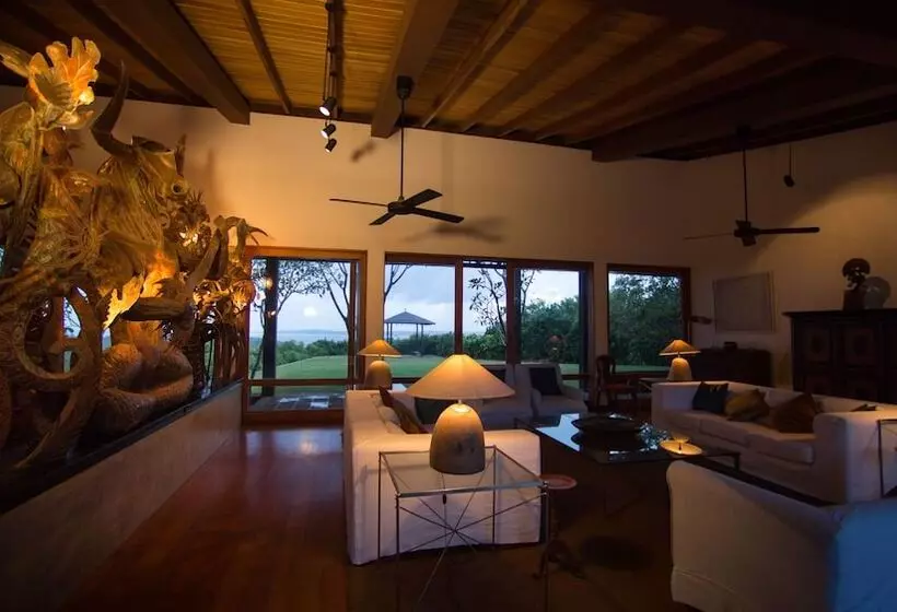 تختخواب و صبحانه Mirissa Hills Resort
