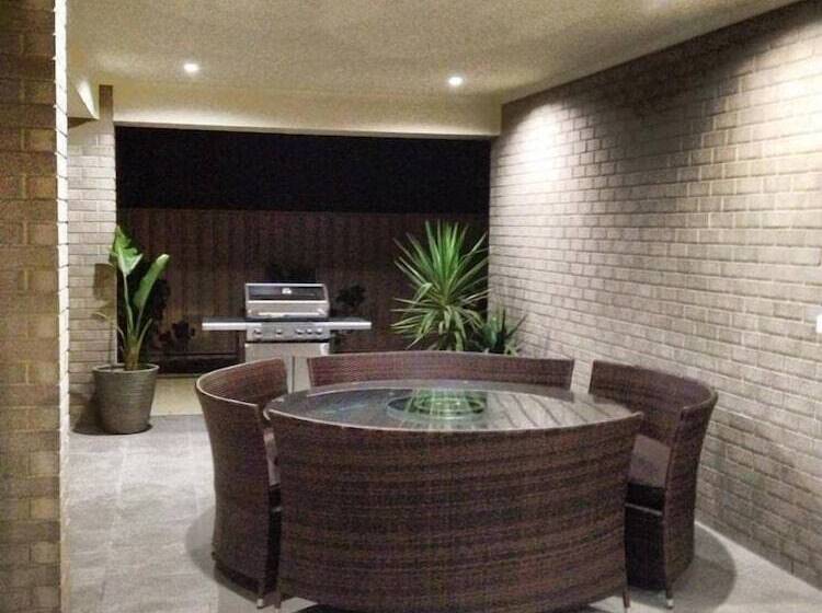 Casavino Luxury Villa