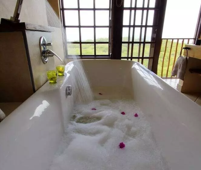 Deacra Villas By Sol Resorts