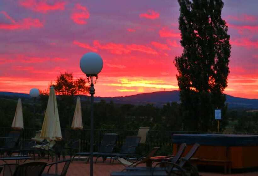 ホテル Agriturismo La Sovana