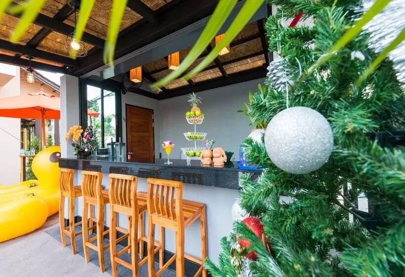 Hotel Baan Kata Maytha