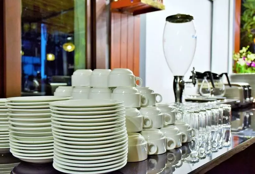 Hotel Baan Kata Maytha