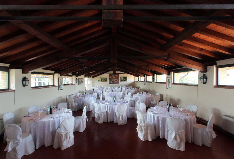 호텔 Castello Di Felino