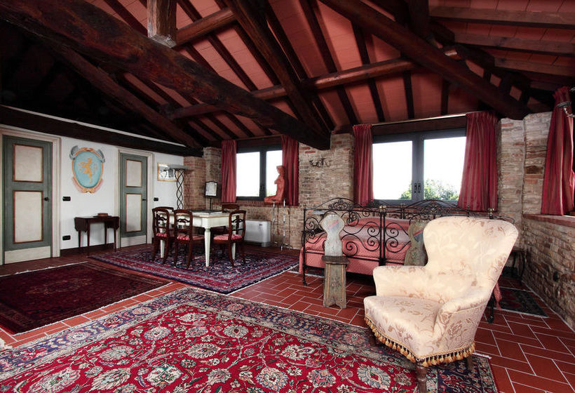 호텔 Castello Di Felino