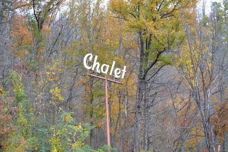 فندق Chalet Inn