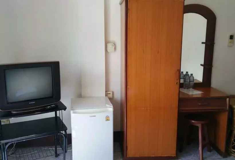 هتل Chanthasom Guest House