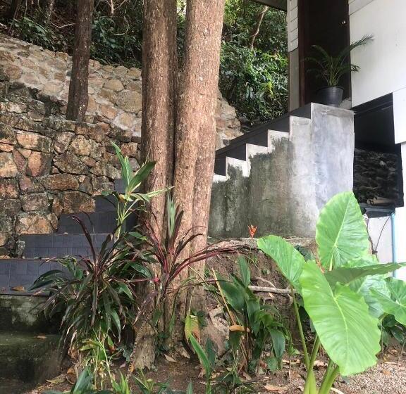 בית מלון כפרי Cookies Salad Resort