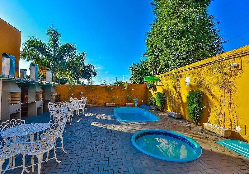 ホテル E Pousada Caroline