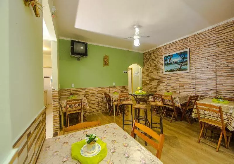 هتل E Pousada Caroline