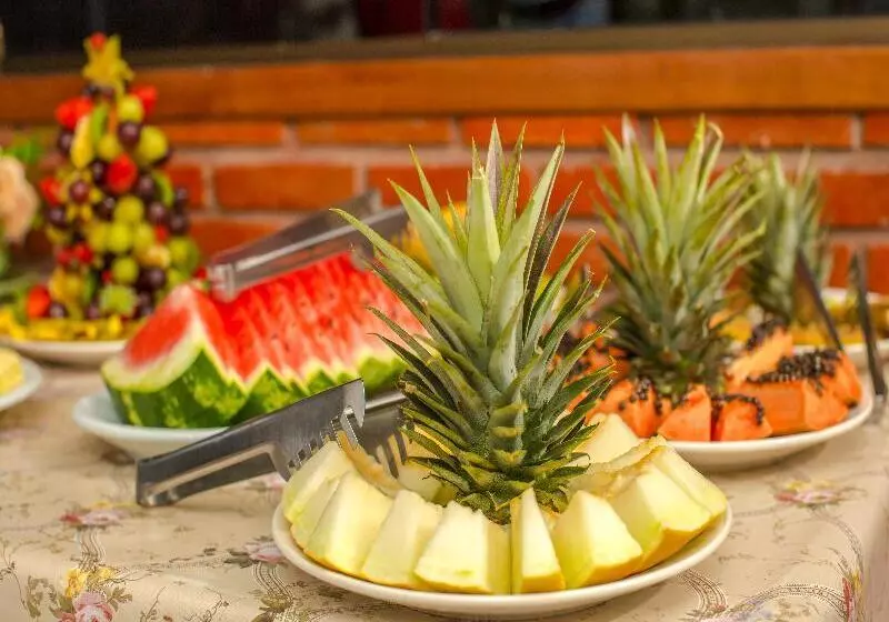 هتل E Pousada Caroline