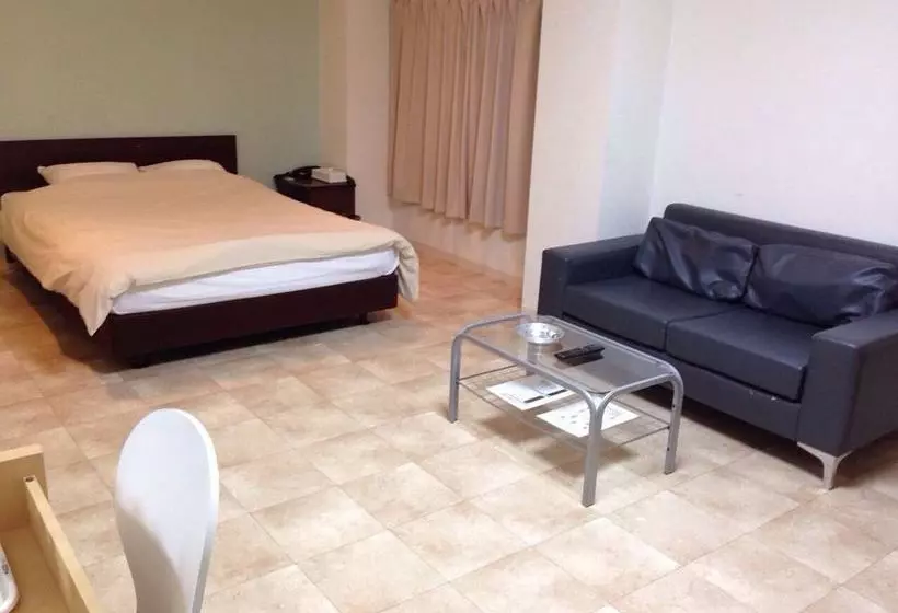 Hotel Hirakata Crystal