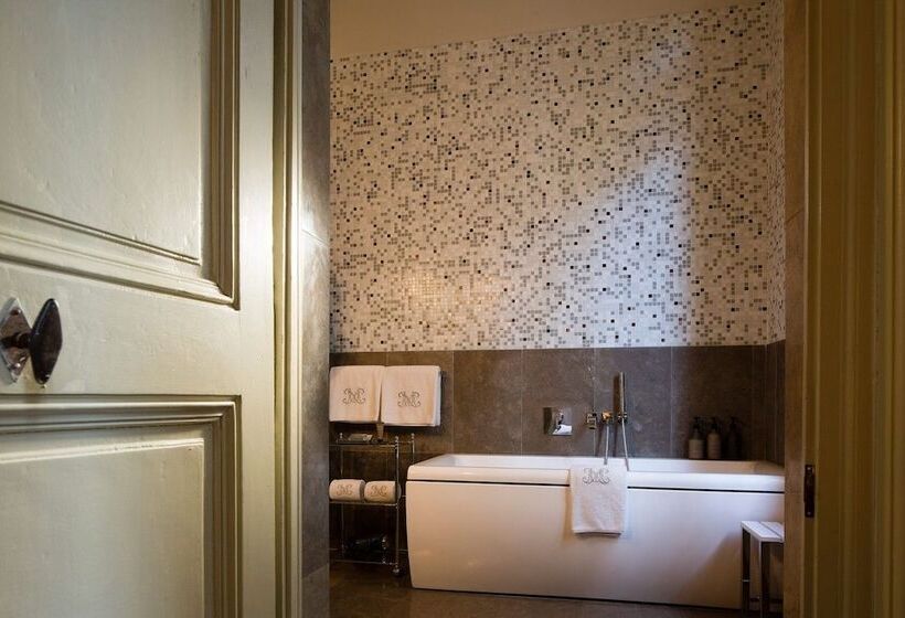 فندق La Maison D'uzès Relais & Châteaux