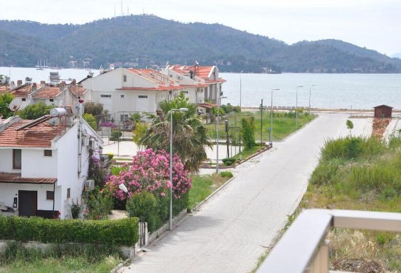 فندق Malahit Exclusive City