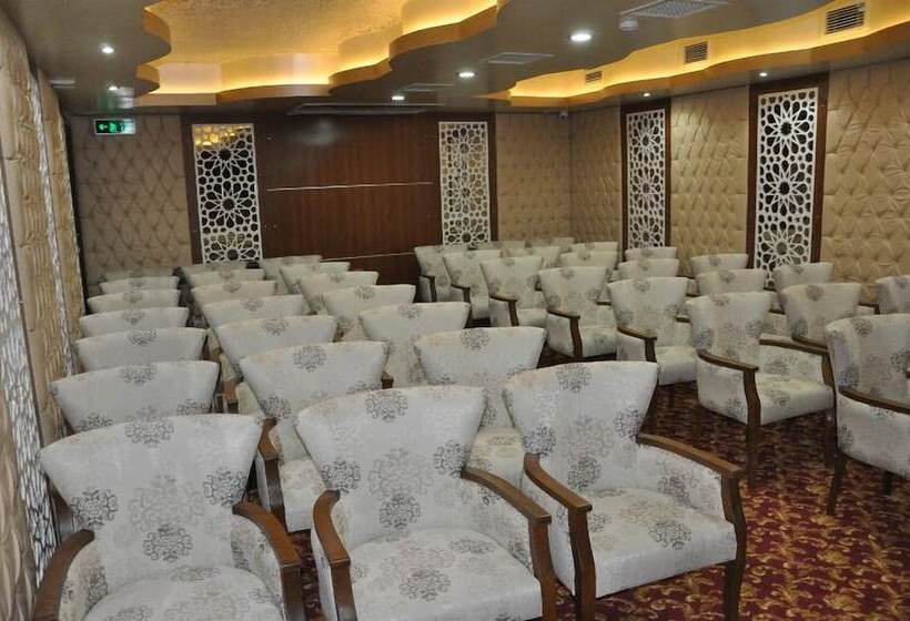 فندق Malahit Exclusive City