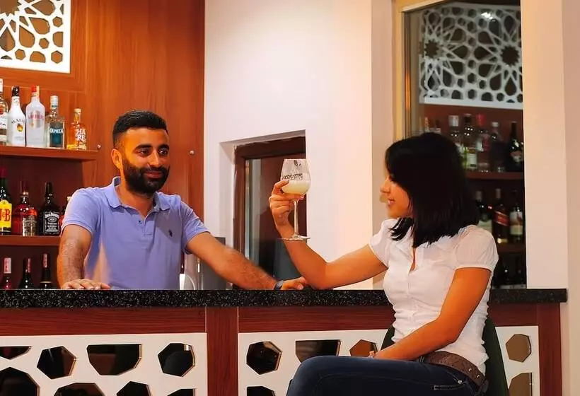 هتل Malahit Exclusive City